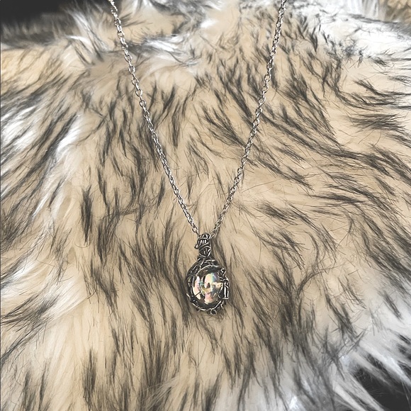 Magical Vintage Crystal & Antique Silver Pendant - Picture 9 of 9